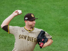 Padres trazem Michael King de volta para um contrato de 3 anos e US$ 75 milhões, com 2 opt-outs