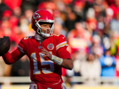 Patrick Mahomes passa por cirurgia do LCA e iniciará processo de reabilitação “imediatamente”