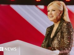 Erica Kirk endossa JD Vance para presidente em evento conservador