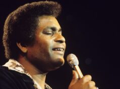 Neste dia de 1972, Charlie Pride começou uma corrida de um mês no primeiro lugar com um de seus maiores álbuns.