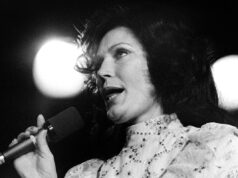 3 baladas de música country com histórias tão boas quanto romances clássicos americanos