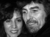 Neste dia de 1999, a esposa de George Harrison, Olivia, salvou sua vida durante uma violenta invasão de casa.