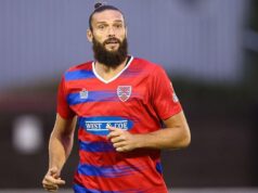 O ex-atacante inglês Carroll comparecerá ao tribunal após sua prisão