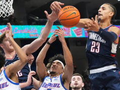 Alex Karaban marca 21 pontos na vitória do número 5 da UConn sobre DePaul por 72-54