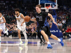 Flagg marcou 33 pontos, Davis somou 31 na vitória do Mavericks sobre o Nuggets por 131-130