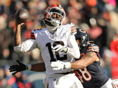 Os Bears pegam Sanders e os Browns têm um elenco difícil, que ainda tem uma pergunta sobre QB para responder.