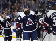 Recapitulação: Burns marca enquanto o Avalanche acerta os Jets por 3-2