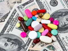 A aprovação de Trump é de 44% porque 86% dos eleitores estão preocupados com os custos dos cuidados de saúde