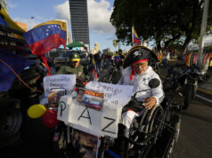 Motociclistas piratas cruzam Caracas para protestar contra Trump | Energia