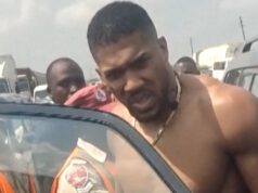 O boxeador Anthony Joshua está estável após acidente de carro fatal