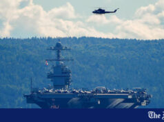 Cinco mortos após avião da Marinha mexicana cair na costa dos EUA