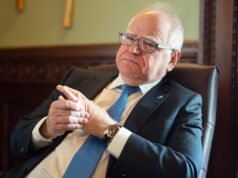 A mídia local criticou a má cobertura do enorme escândalo de fraude em Minnesota