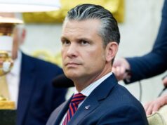 Trump defende Hegseth sobre alegação de segundo ataque a barco de drogas venezuelano