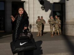 Trump diz ‘retirar’ Guarda Nacional de Chicago, Los Angeles e Portland | Notícias de Donald Trump