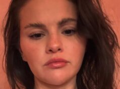 Selena Gomez ri de comentário sobre raspar o ‘bigode’
