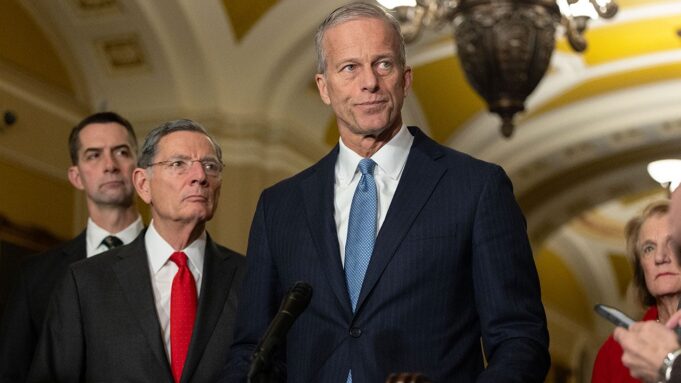 senate-majority-leader-john-thune-minibus.jpg