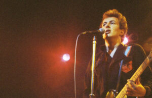 3 músicas de rock de 1982 que provam que a MTV não era um truque