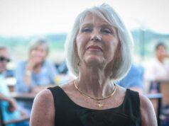 Trump exige novamente que o governador do Colorado liberte a secretária eleitoral condenada, Tina Peters