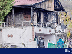 Três policiais turcos e seis militantes do EI mortos