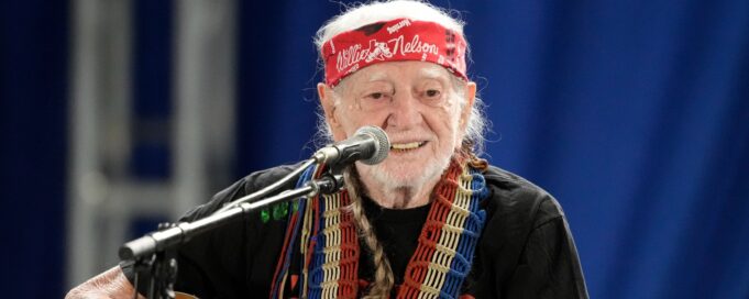 willie-nelson-getty.jpg