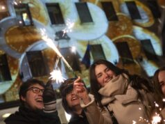 Bulgária adota euro em meio a comemorações e ansiedade com a inflação | Notícias de negócios e economia