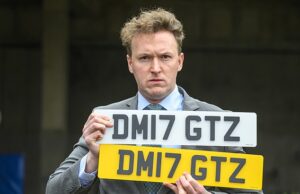 Nova repressão às placas fantasmas após a investigação do Mail: MOT agora verificará sua placa de registro com pontos de penalidade para aqueles que falharem, além de novos poderes para DVLA em gangues na condução de blitz