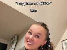 JoJo Siwa, 22, muda seu NOME antes do ano novo em meio a seu romance com Chris Hughes, 33