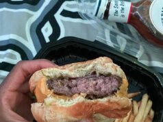 Fraudadores de alimentos enganam a Deliveroo e outros fornecedores de comida para viagem para obter reembolsos usando IA para fingir que suas refeições estão mal cozidas