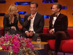 O momento MUITO estranho que Laura Dern conta uma história sobre sua amiga íntima Taylor Swift enquanto estava sentada a centímetros do ex-estrela pop Tom Hiddleston no sofá do programa Graham Norton