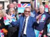 Nigel Farage promete que a reforma irá ‘dobrar ou desistir’ nas eleições locais com uma campanha de gastos de £ 5 milhões