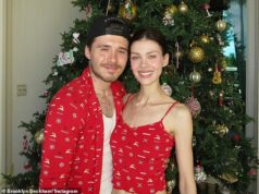 Brooklyn Beckham despreza o ramo de oliveira de Ano Novo do pai distante David enquanto ele festeja com a esposa Nicola Peltz e 50 Cent em uma boate barulhenta na Flórida