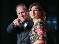 Tommy Lee Jones quebra o silêncio sobre a morte da filha Victoria aos 34 anos enquanto família devastada divulga declaração