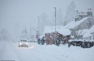 Grã-Bretanha em alerta máximo para neve e gelo enquanto a tempestade Goretti se aproxima: os passageiros enfrentam jornadas traiçoeiras enquanto a tempestade traz até 20 centímetros de neve HOJE