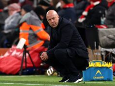 A falta de profundidade do Liverpool fica evidente no empate sem gols contra o Leeds