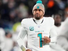 Dolphins e Cardinals enfrentam desafios nas negociações por Tua Tagovailoa e Kyler Murray