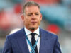 Os Dolphins trouxeram Troy Aikman como consultor para ajudar na busca de GM