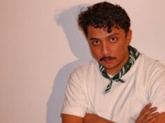 Foto viral com Sitok Srengenge, Sal Priadi esclarece: Não o estou defendendo