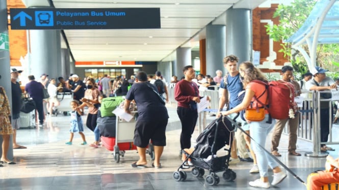 63e3ca774558b-suasana-bandara-internasional-i-gusti-ngurah-rai-bali_665_374.jpg