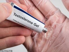 Dê aos homens TRH: Milhões poderiam se beneficiar de um medicamento hormonal que aumenta o desejo sexual, o desempenho no quarto e o crescimento muscular, segundo estudo