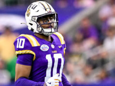 O segurança da LSU, DaShawn Spears, decidiu ficar com os Tigers, não entrando no portal de transferência da NCAA