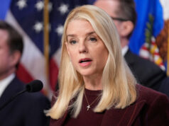 Pam Bondi é ainda pior na defesa do Estado da União de Trump