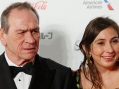 Ligação para o 911 da filha de Tommy Lee Jones revela suspeita de overdose