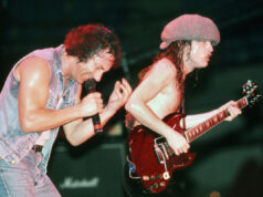 Como o AC/DC conseguiu seu primeiro grande sucesso nos EUA após uma tragédia devastadora
