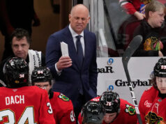 O técnico dos Blackhawks, Jeff Blashill, elogiou o pivô Connor Bedard depois que ele deixou o elenco do Canadá
