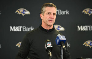 Fonte AP: John Harbaugh está deixando o Baltimore Ravens após 18 temporadas como técnico
