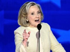 Hillary Clinton nega alegações de que o novo projeto de lei de votação do Partido Republicano visa mulheres casadas