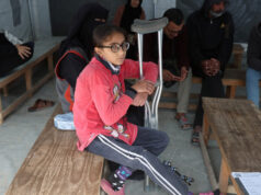 A proibição de ONGs em Israel força dezenas de grupos de ajuda humanitária a suspender o trabalho em Gaza | Gaza