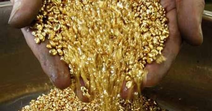 03gold5.jpg