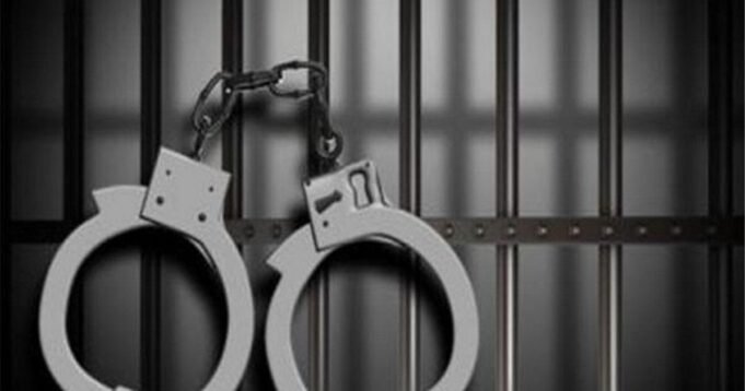 09arrest.jpg