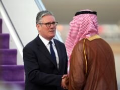 Reino Unido é o primeiro no G7 a anunciar acordo comercial “histórico” com países do Golfo
